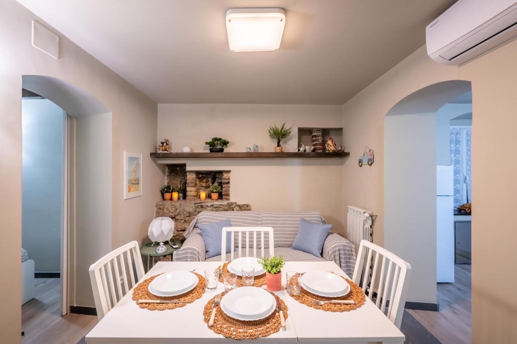 Pippi'S Aquarium Home With A/C Genoa Luaran gambar